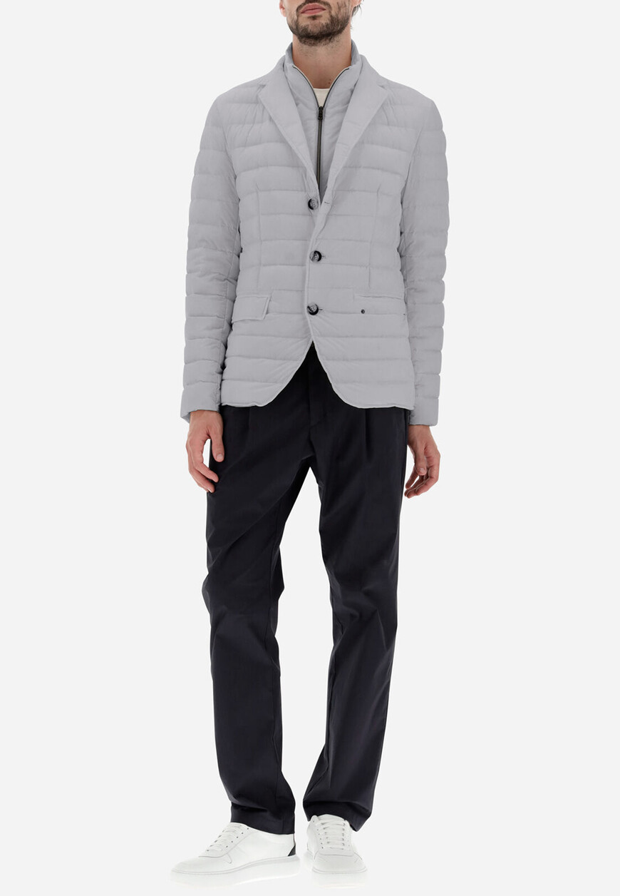 куртка  от бренда herno вид слева