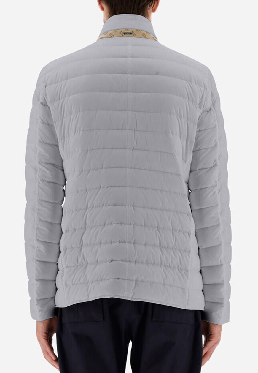 куртка  из франции вид сбоку