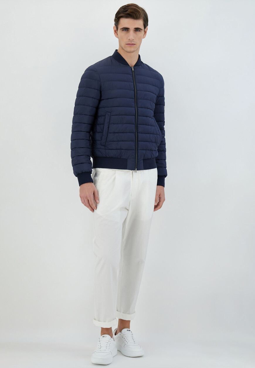 куртка  от бренда herno вид слева