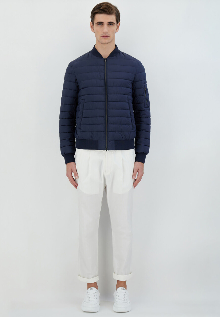 куртка  из франции вид сбоку