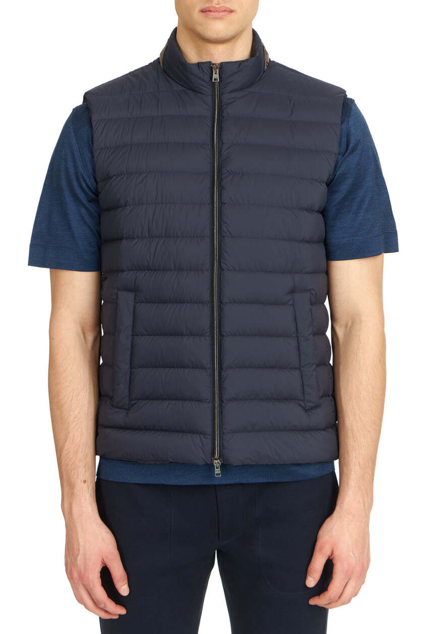 жилет  из франции вид сбоку