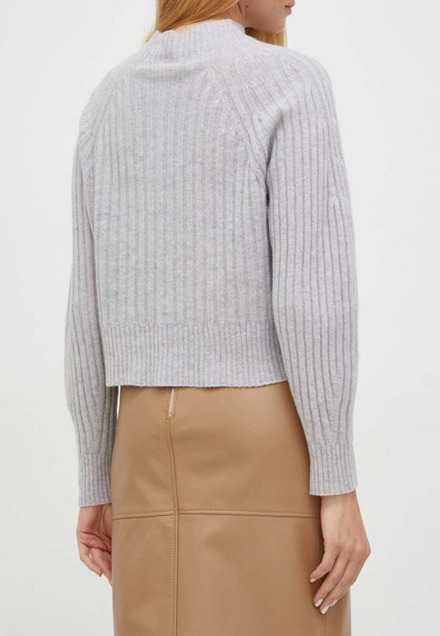 джемпер  232TP3202 по акции