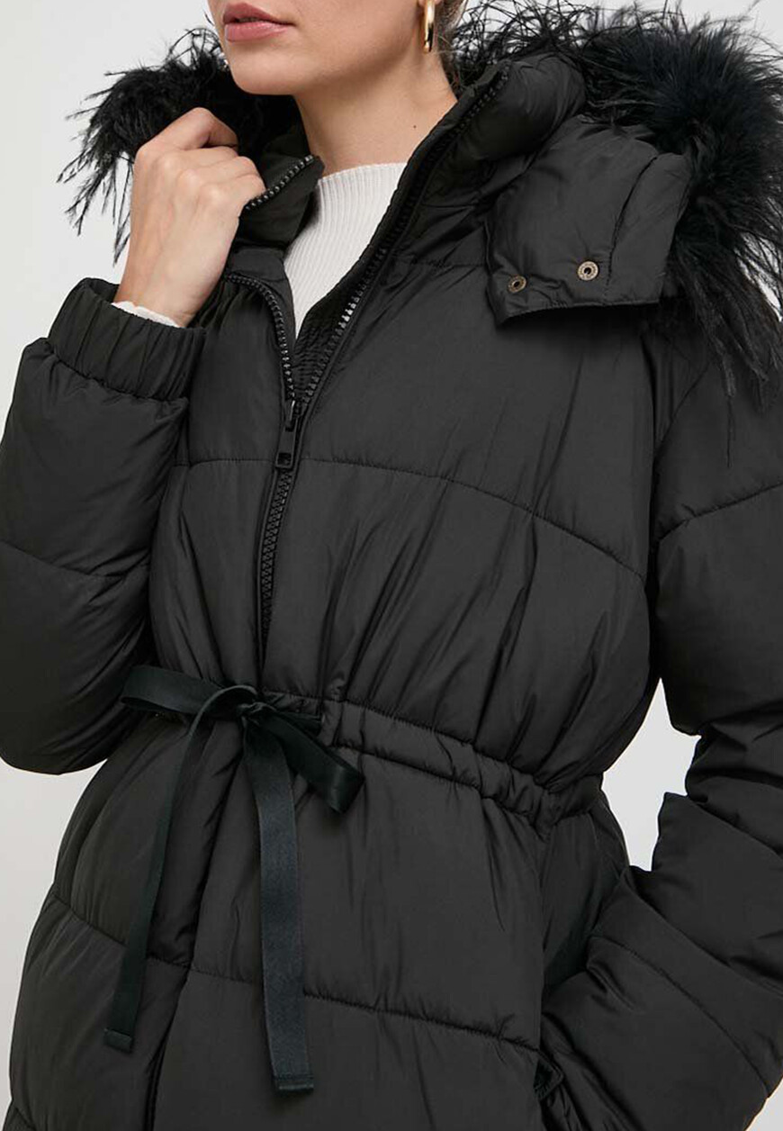 куртка  232TT2241 S18100 со скидкой