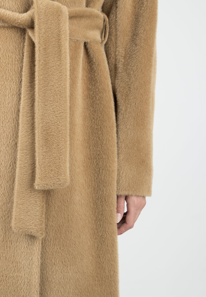 пальто  8000 260315 по распродаже