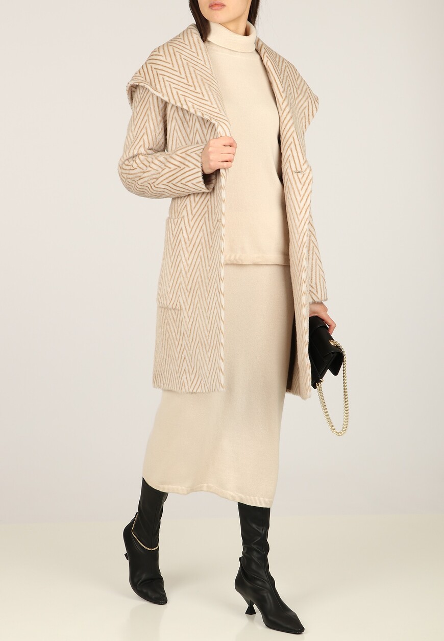 пальто  7300 371506 1961 по акции