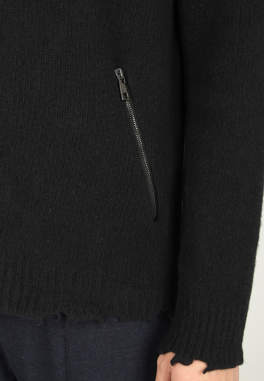 

Свитер Giorgio Brato, Черный