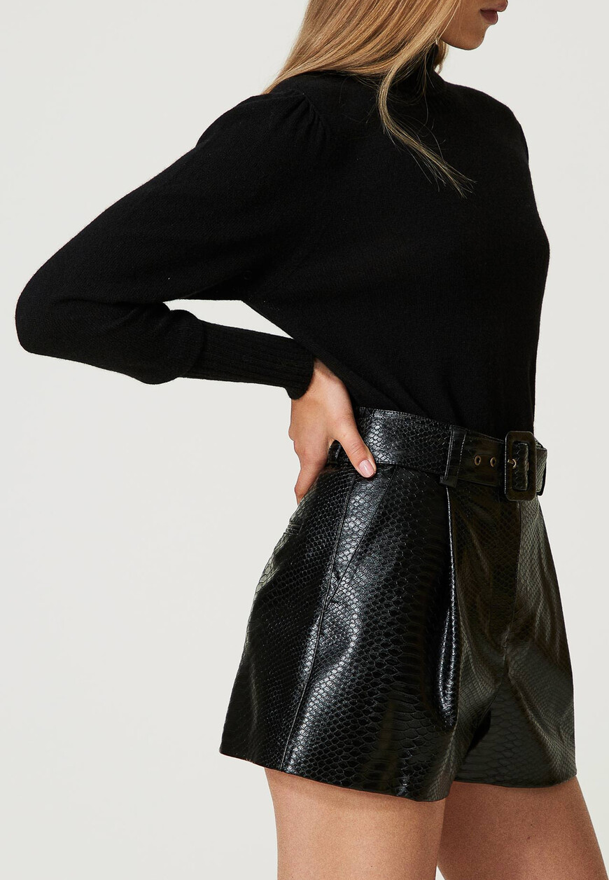 шорты  232TT2233 S18099 купить с доставкой