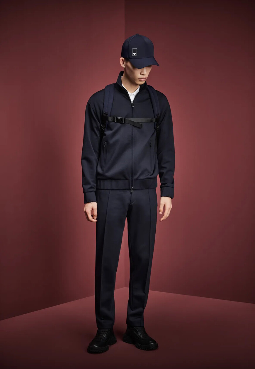 толстовка  6L1BH3 1JHQZ по акции