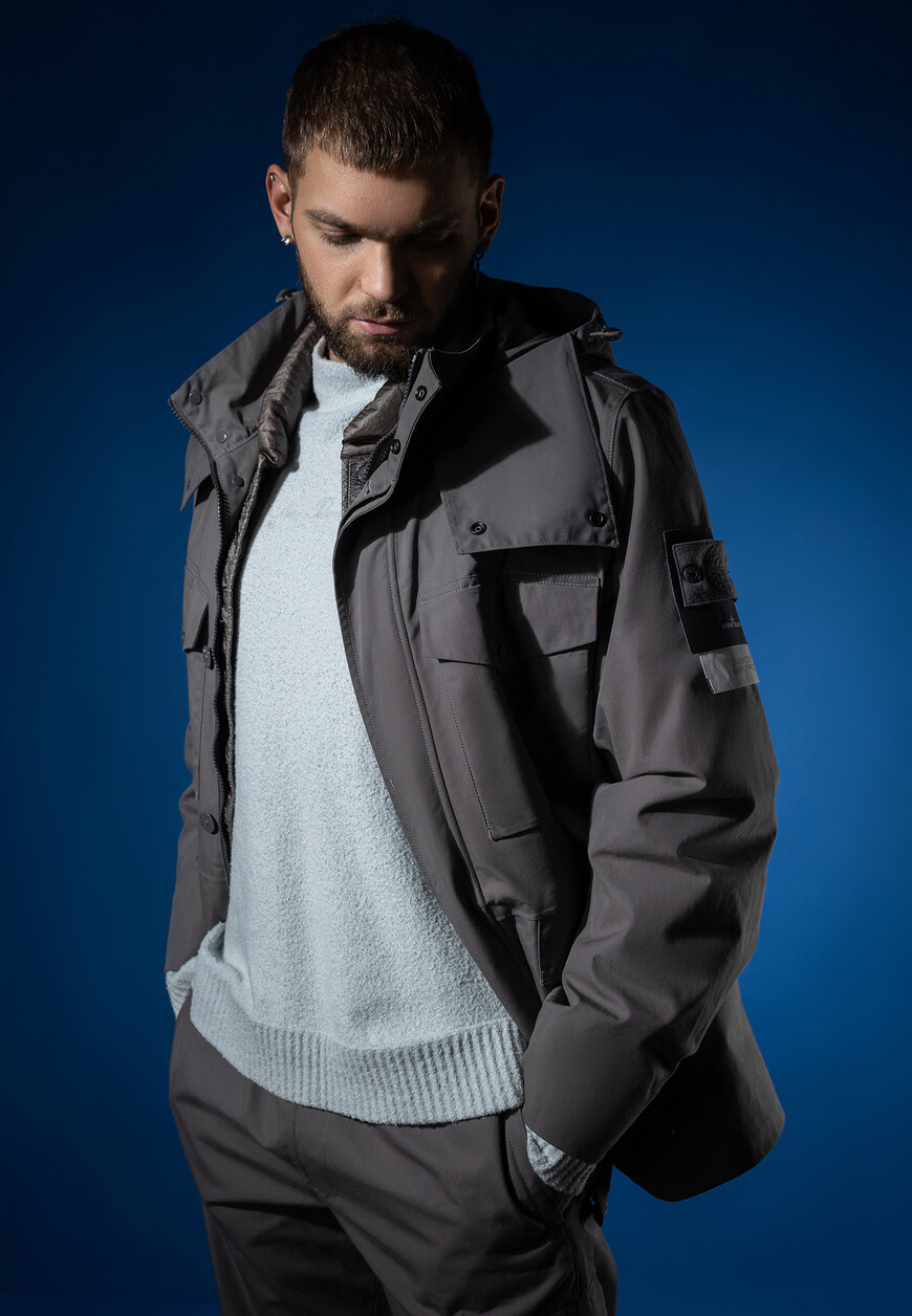 куртка  из проверенных материалов спереди