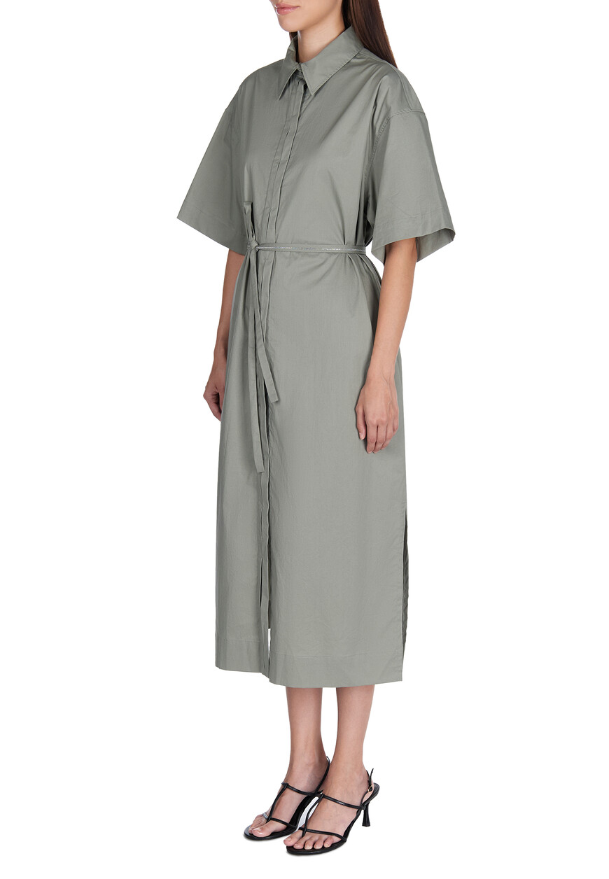 Товар зеленого цвета с внутренней стороны