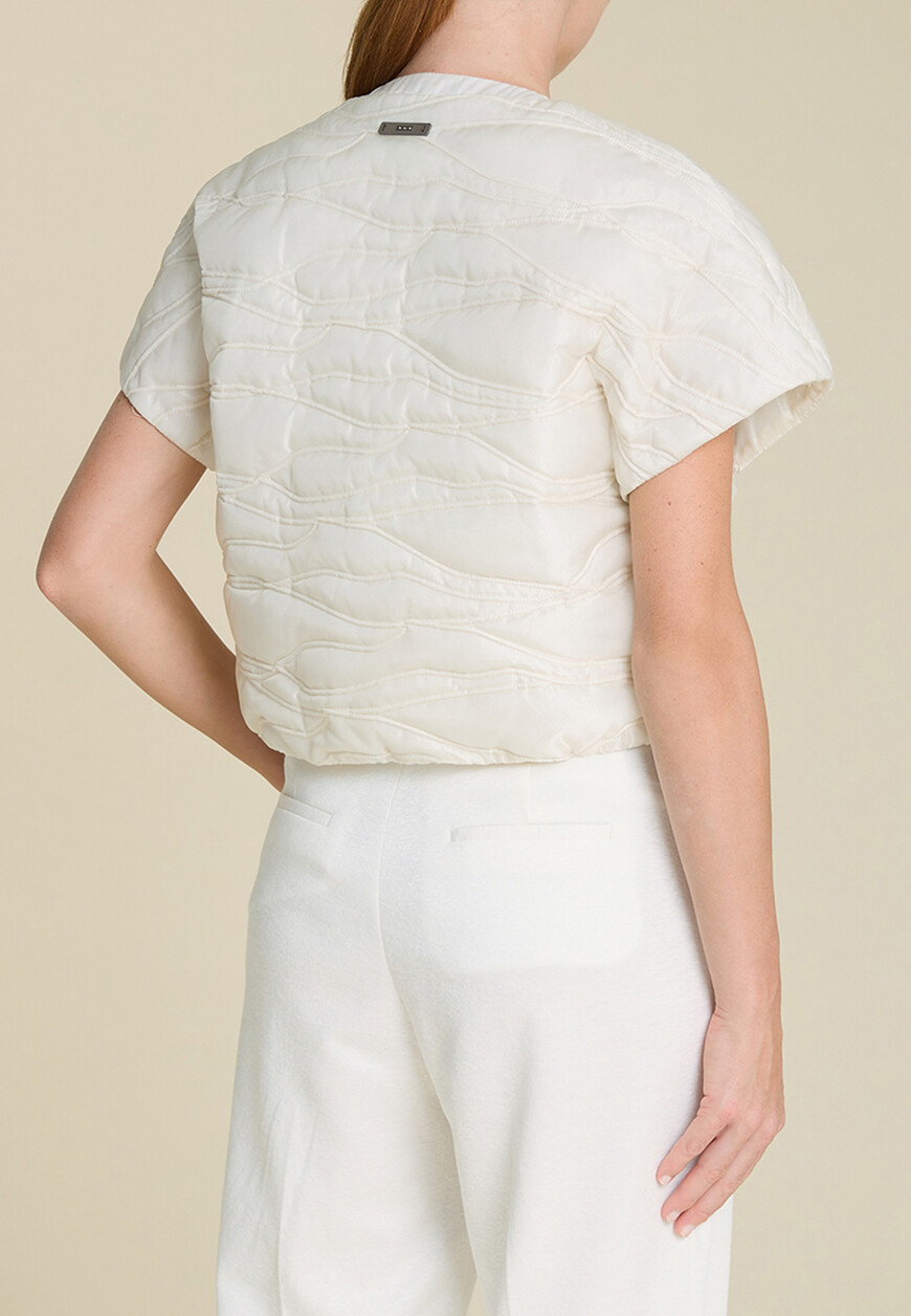 жилет  из италии вид сбоку