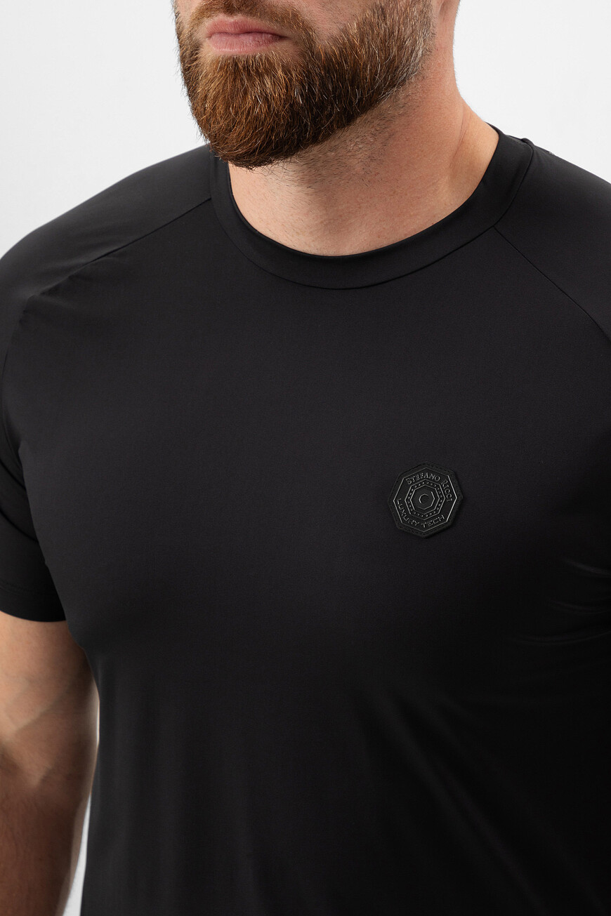 футболка  модель из линейки sr luxury tech MYH4200040 A15540 NEWH купить с доставкой