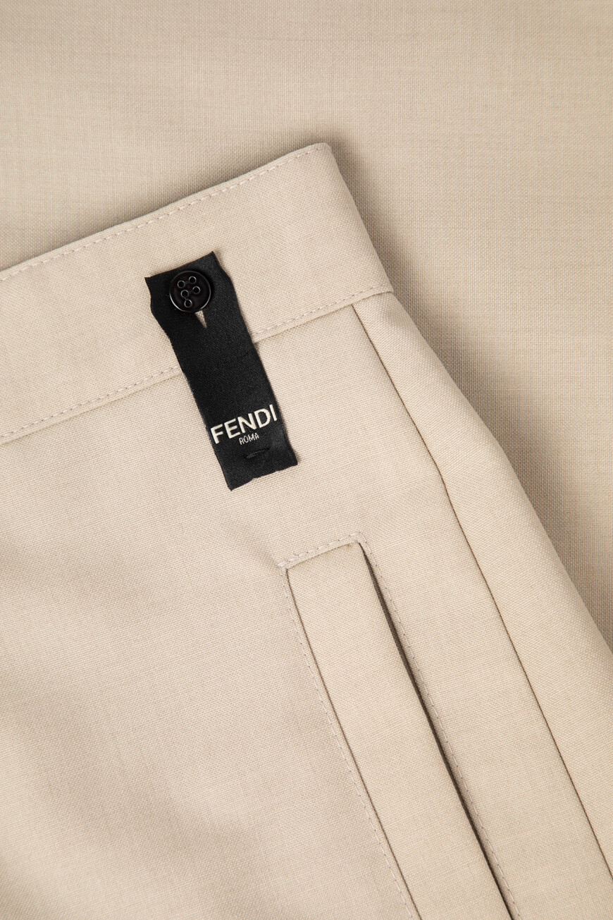 шорты  FB0978 AR8T F1MTE по распродаже