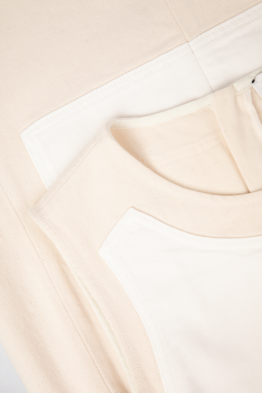 платье  YANG 2412221032 001 со скидкой