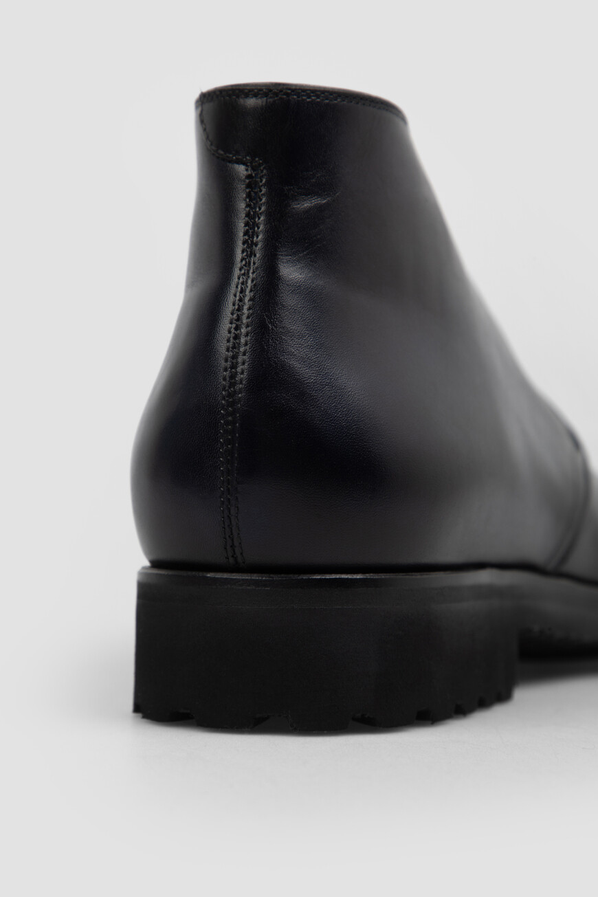 дерби  UO01_M4231 VAN B073 по распродаже