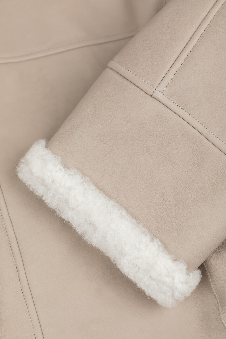 дубленка  MPMBP7962P C1365 по распродаже