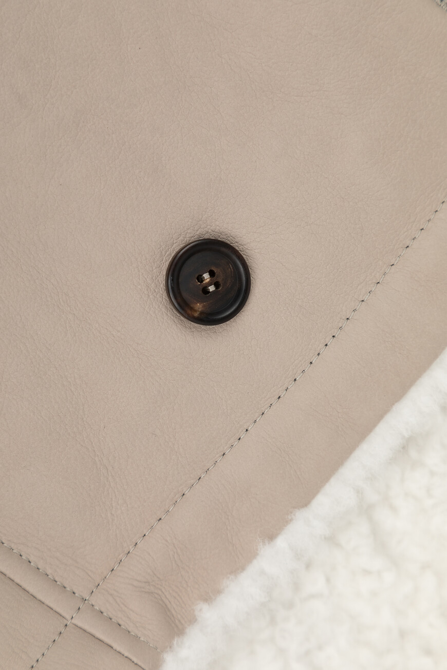 дубленка  MPMBP7962P C1365 на официальном сайте