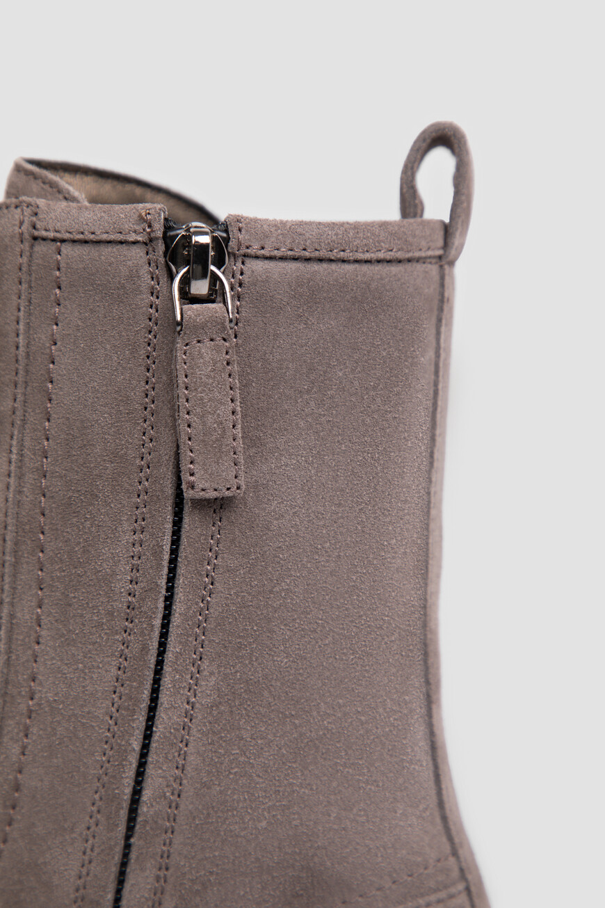 ботинки  MZSFG2767P C8212 на официальном сайте