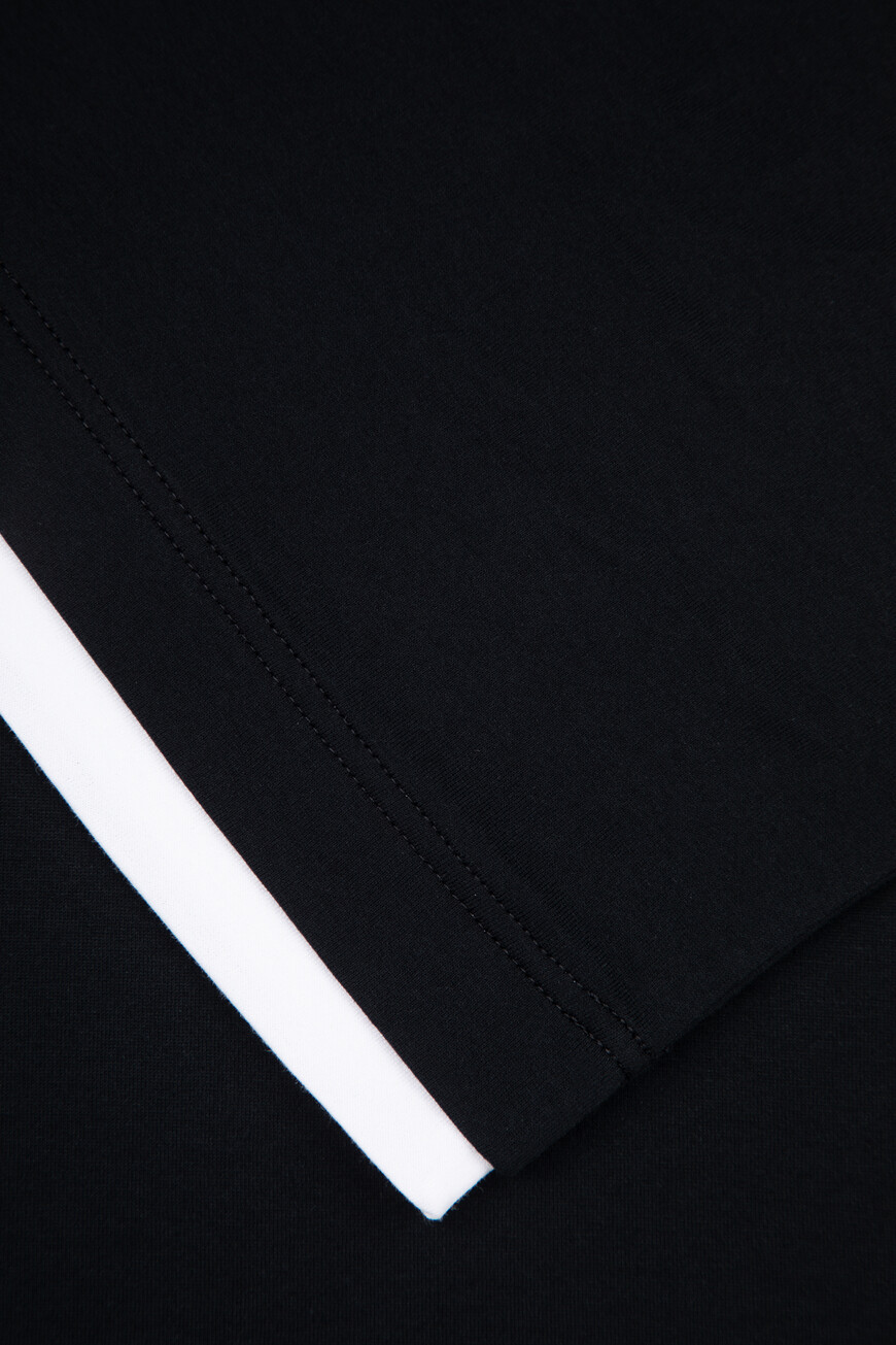 футболка  UJPT0L OA631 1090 на официальном сайте