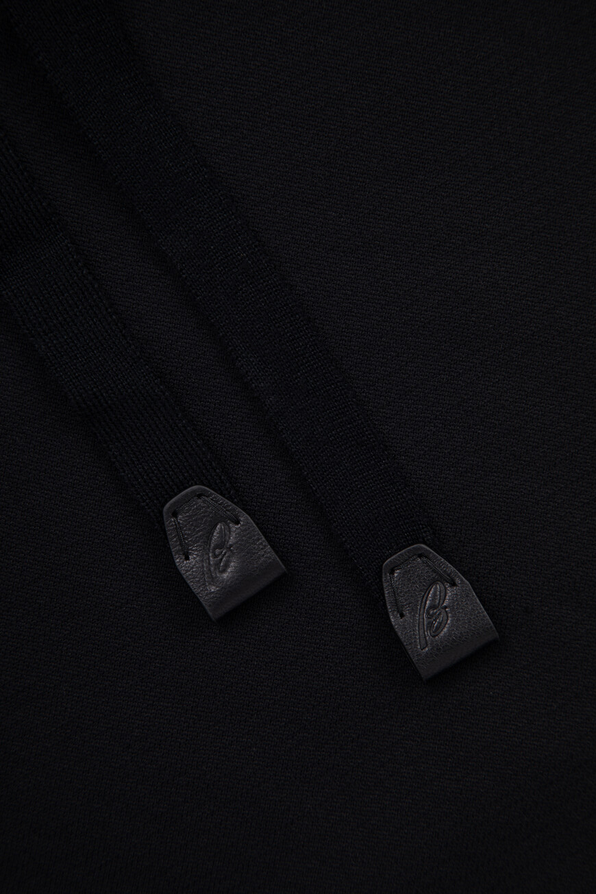 брюки  UJQN0L OC607 1000 на официальном сайте