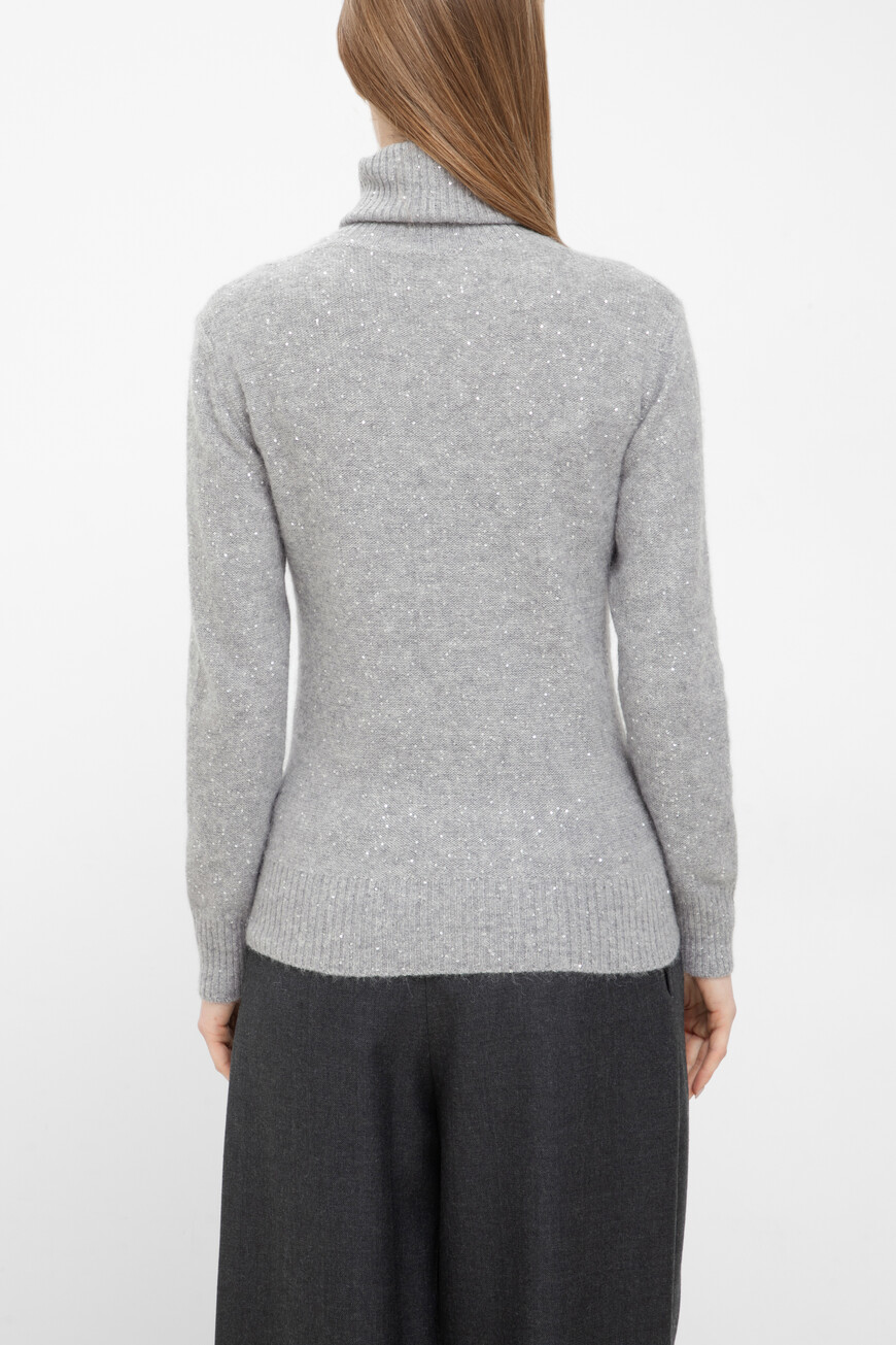 свитер  MAD214F066 D296 0000 8132 по акции