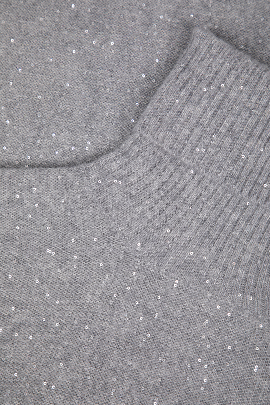 свитер  MAD214F066 D296 0000 8132 со скидкой