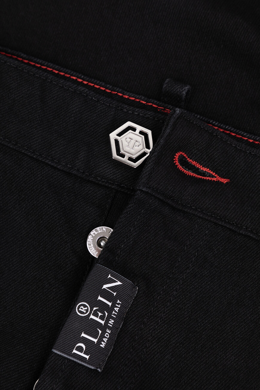 джинсы  FADC MDT3892 PDE004N 02JB на официальном сайте