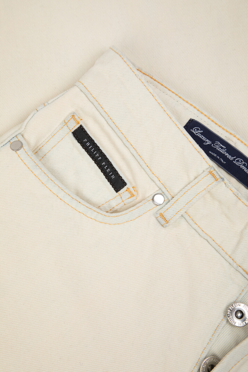 джинсы  FADC WDT2619 PDE004N 08IB на официальном сайте