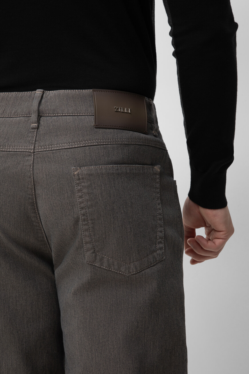 джинсы  J5T002M0165VZL000 N114 по низкой цене