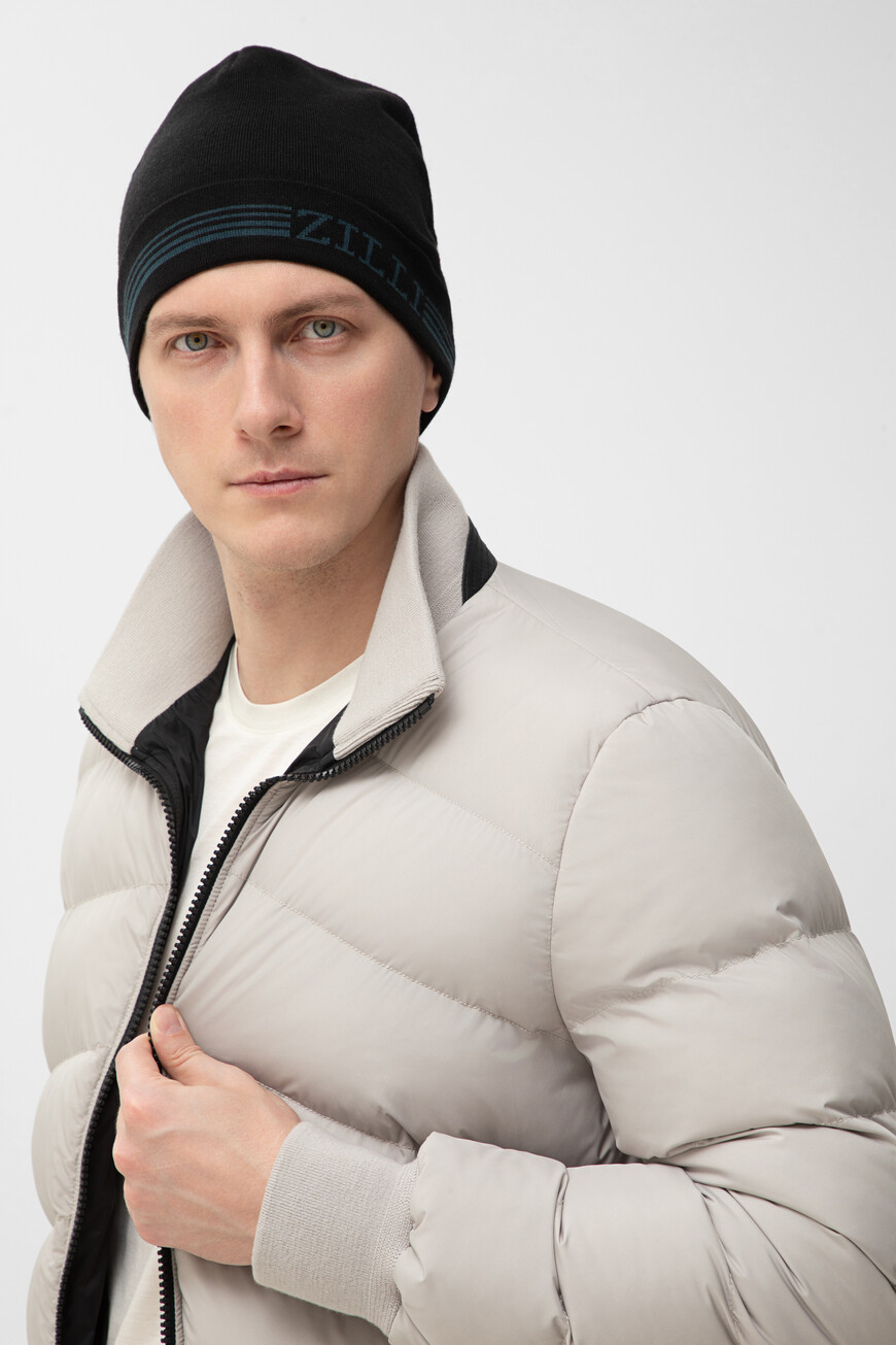 шапка  KHT002M0230VFST00 N001 по акции