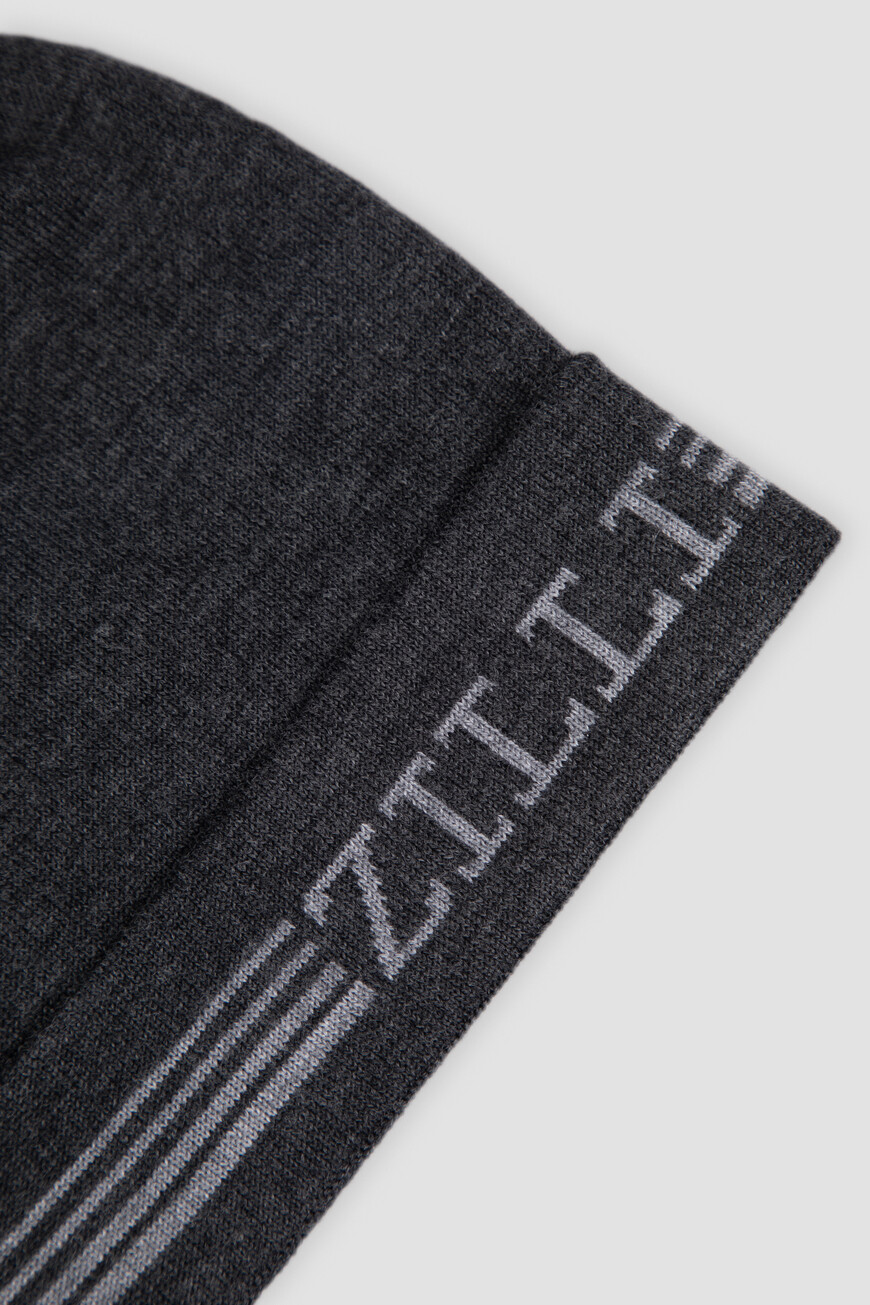 шапка  KHT002M0230VFST00 N18D по низкой цене