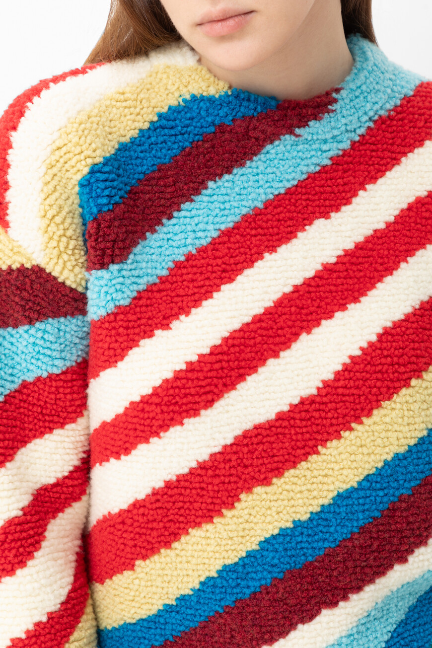 свитер  793764 V4AH0 8383 купить с доставкой