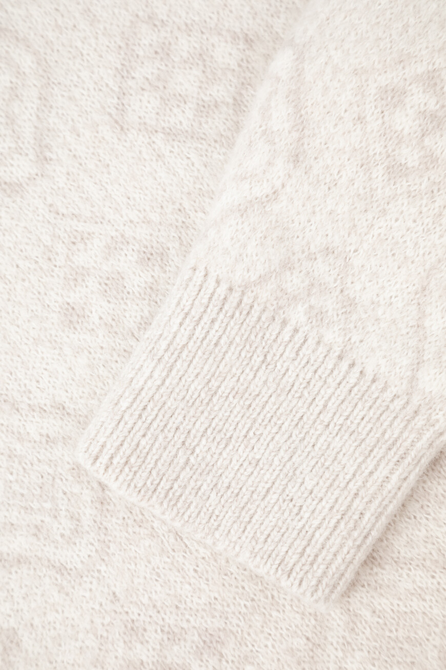 водолазка  модель geometric jacquard MSO708503 CDG31 по распродаже