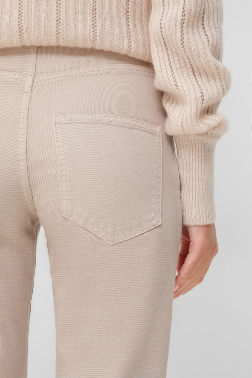 джинсы  DJ56103K0906D0400F по низкой цене