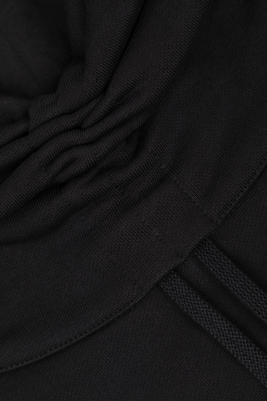 худи  модель из линейки laminar sartorial engineering JL00002DL - 52075 - 9300 по распродаже