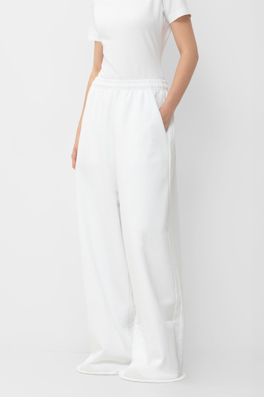 брюки  WA65SP110W 1302  WHITE купить с доставкой