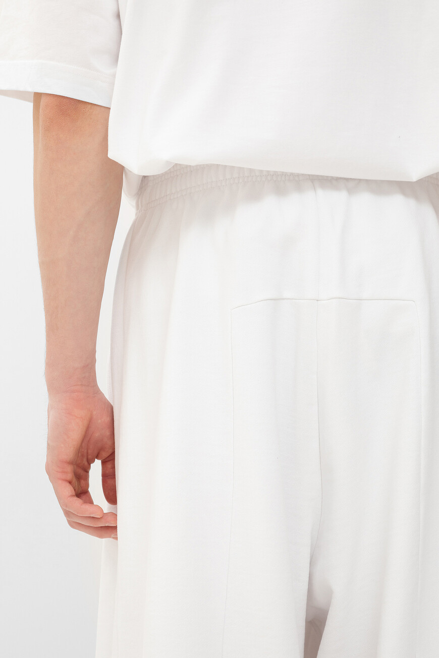 брюки  WA65SP110W 1302  WHITE со скидкой