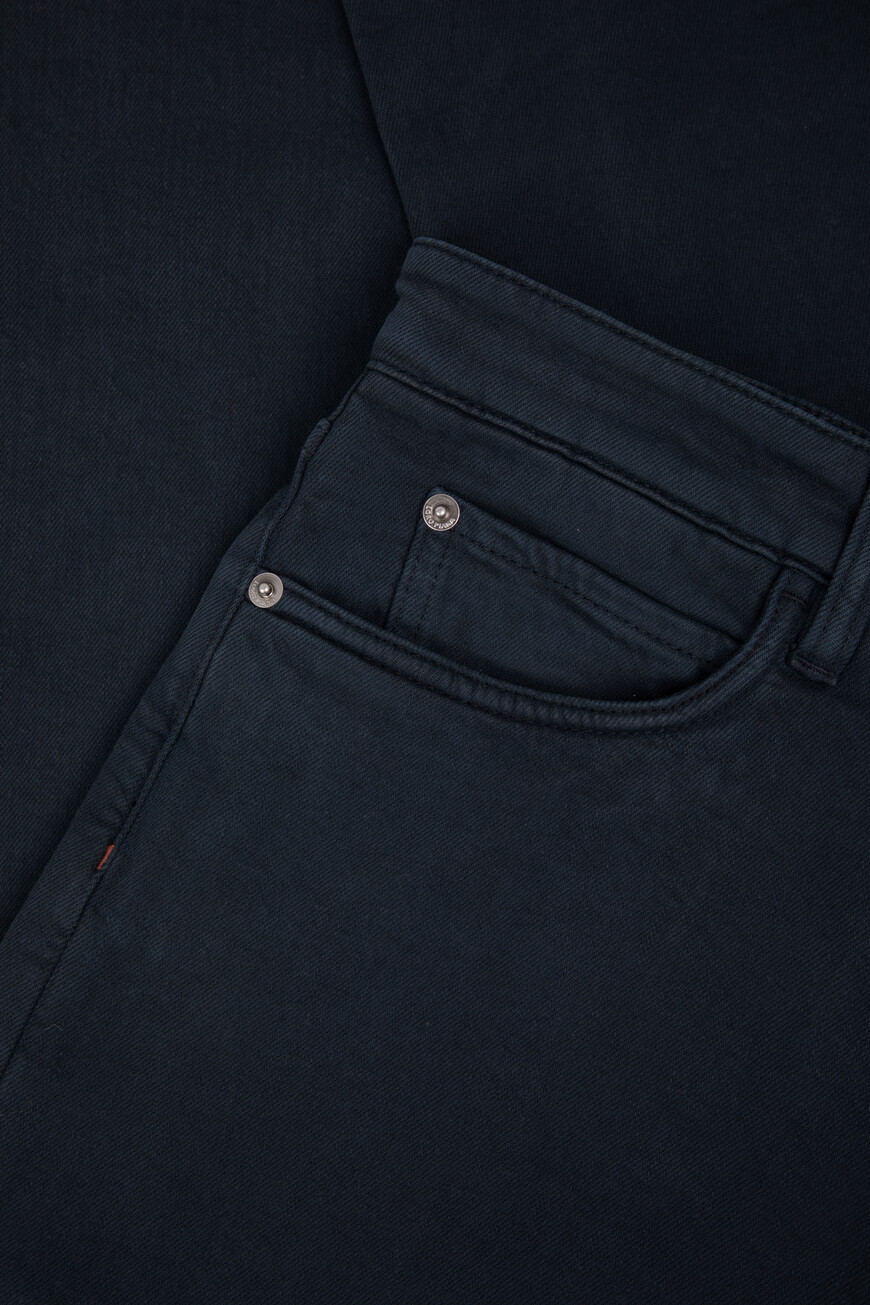 джинсы  FAM5352 W336 на официальном сайте