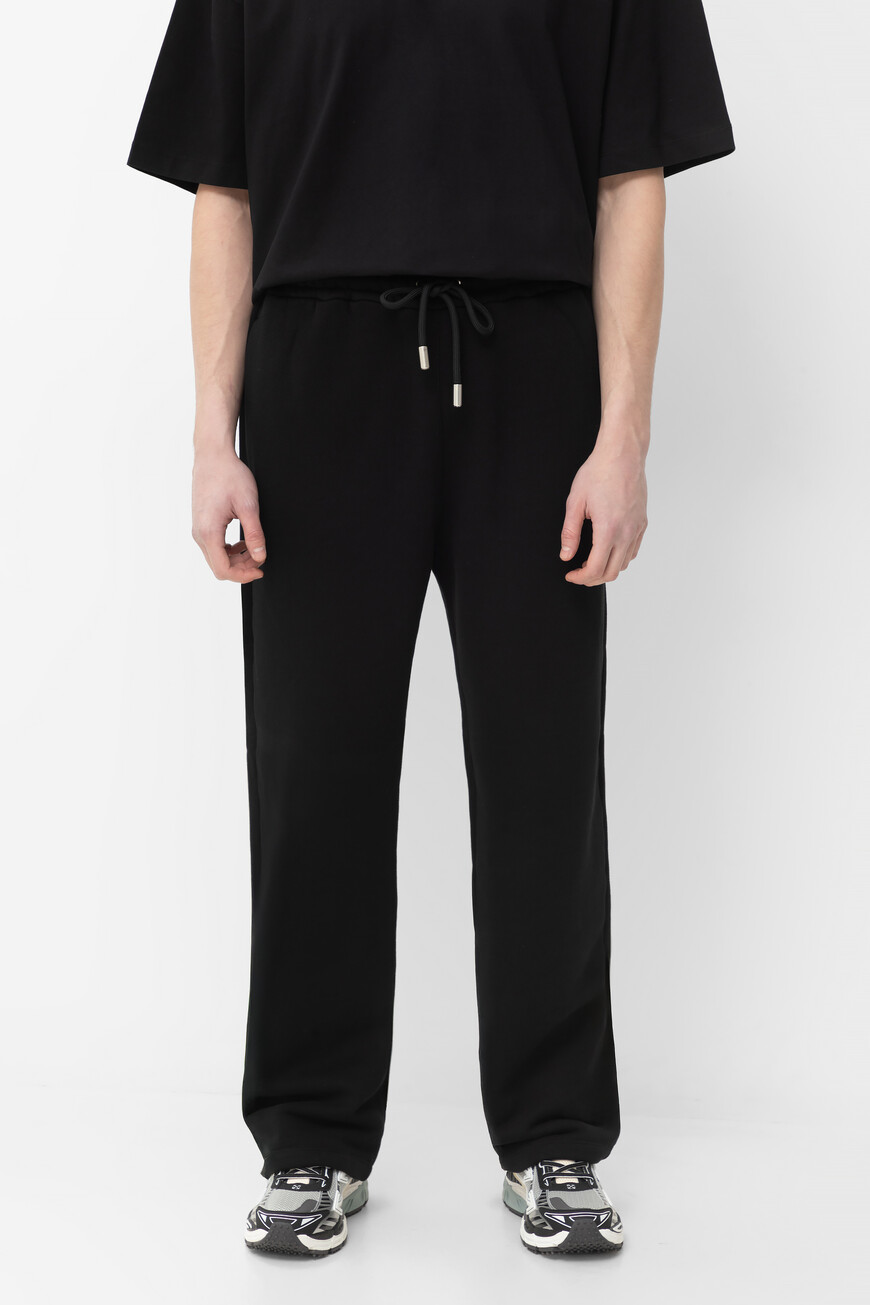 

Брюки Спорт Off-White Модель Windy Arrow, Черный