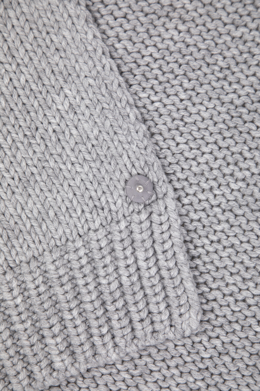 жилет  модель platinum MAD224F085 D724 0000 8132 по распродаже