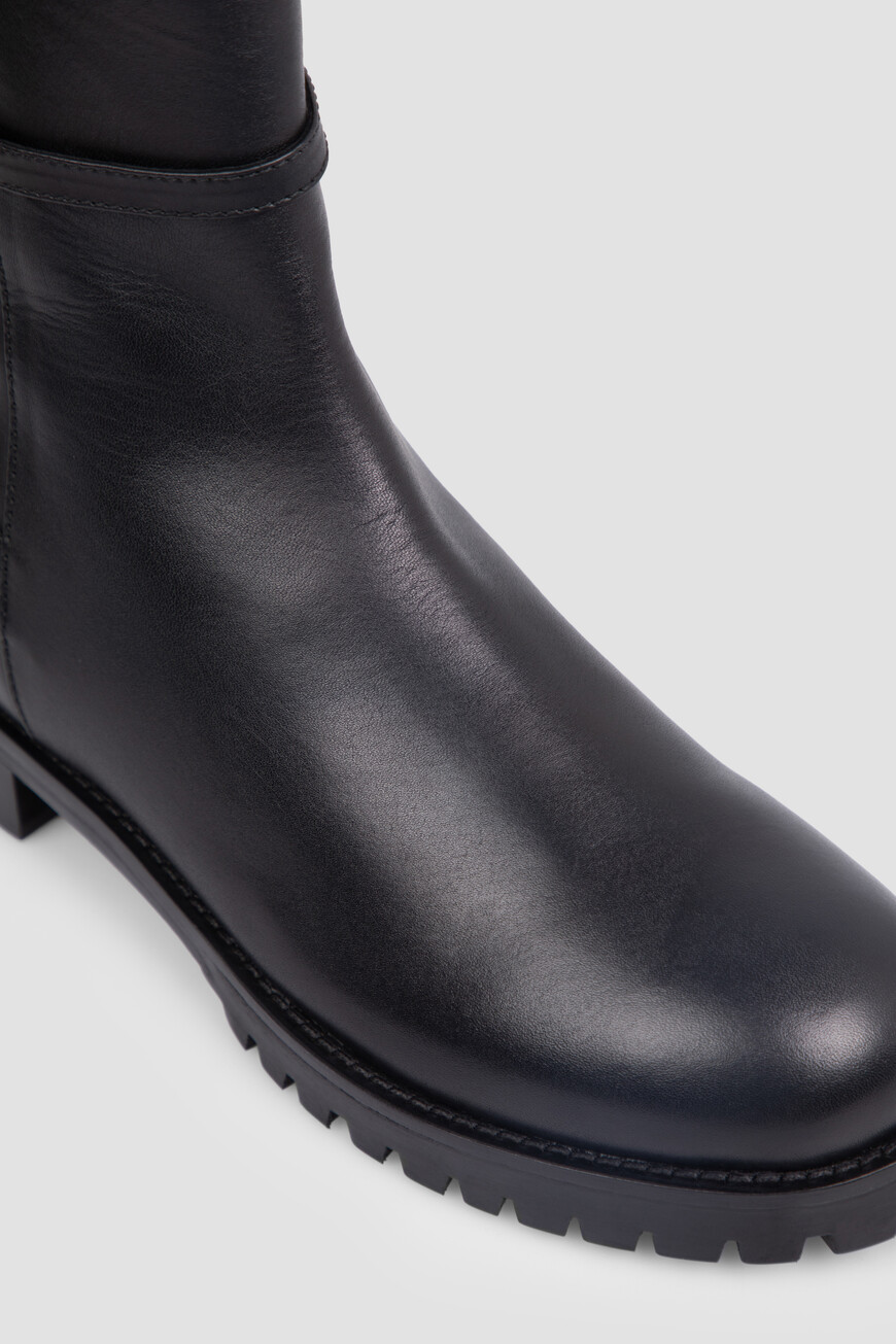 ботинки  8Y0050_L078 FB30 на официальном сайте