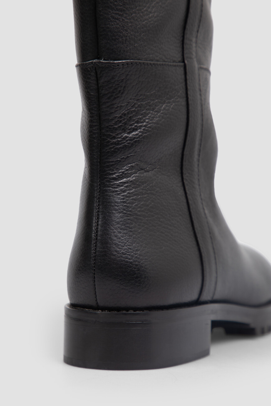 ботинки  8Y0106_L034 FB30 со скидкой