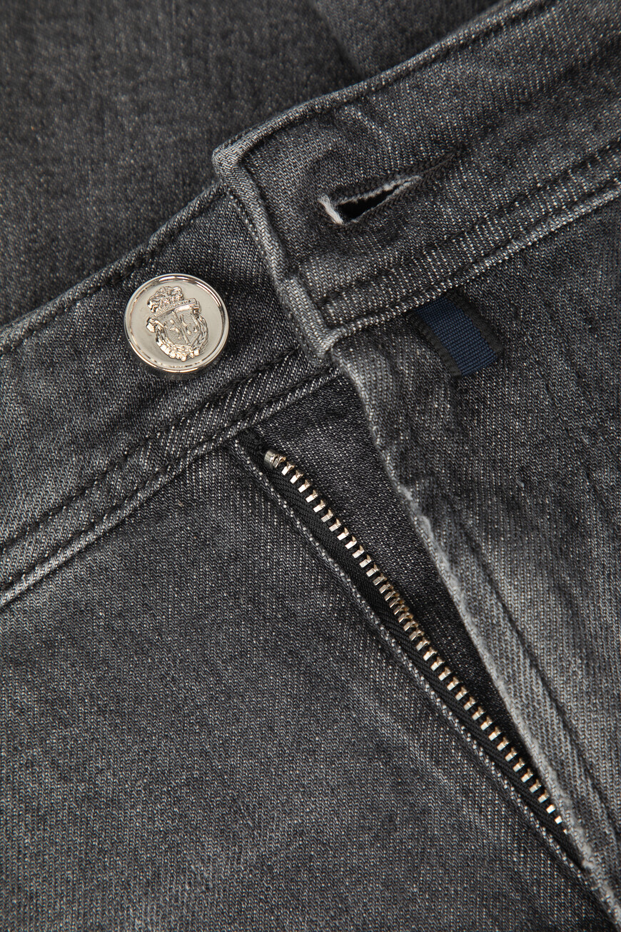 джинсы  OADC MDT3982 BTE001N 10 по распродаже