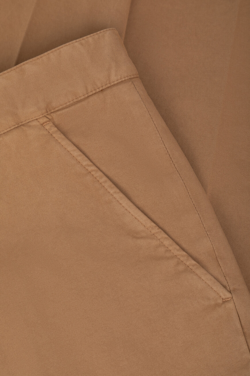 брюки  модель sartorial PNT024 X0059 330 на официальном сайте