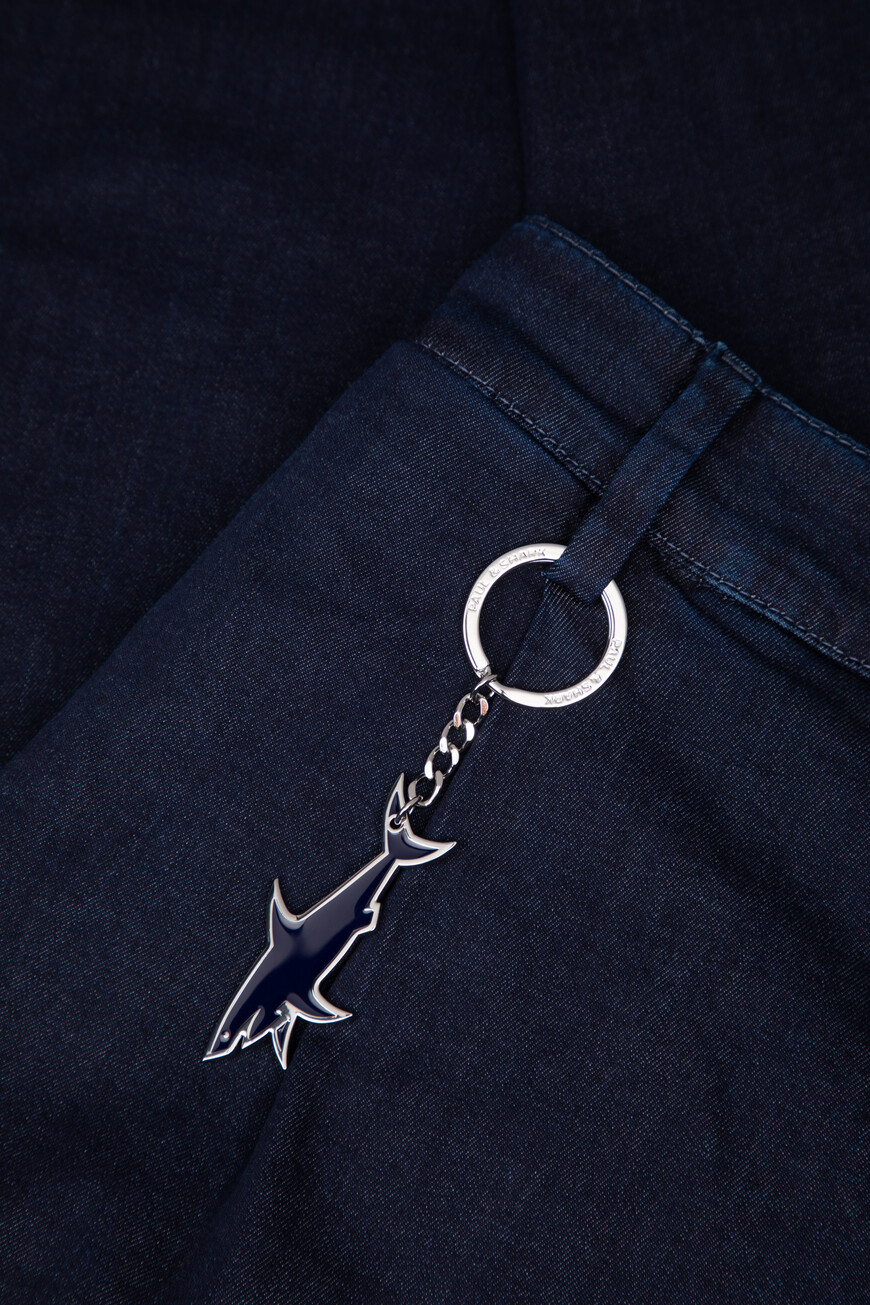 брюки  25414122 J04 на официальном сайте