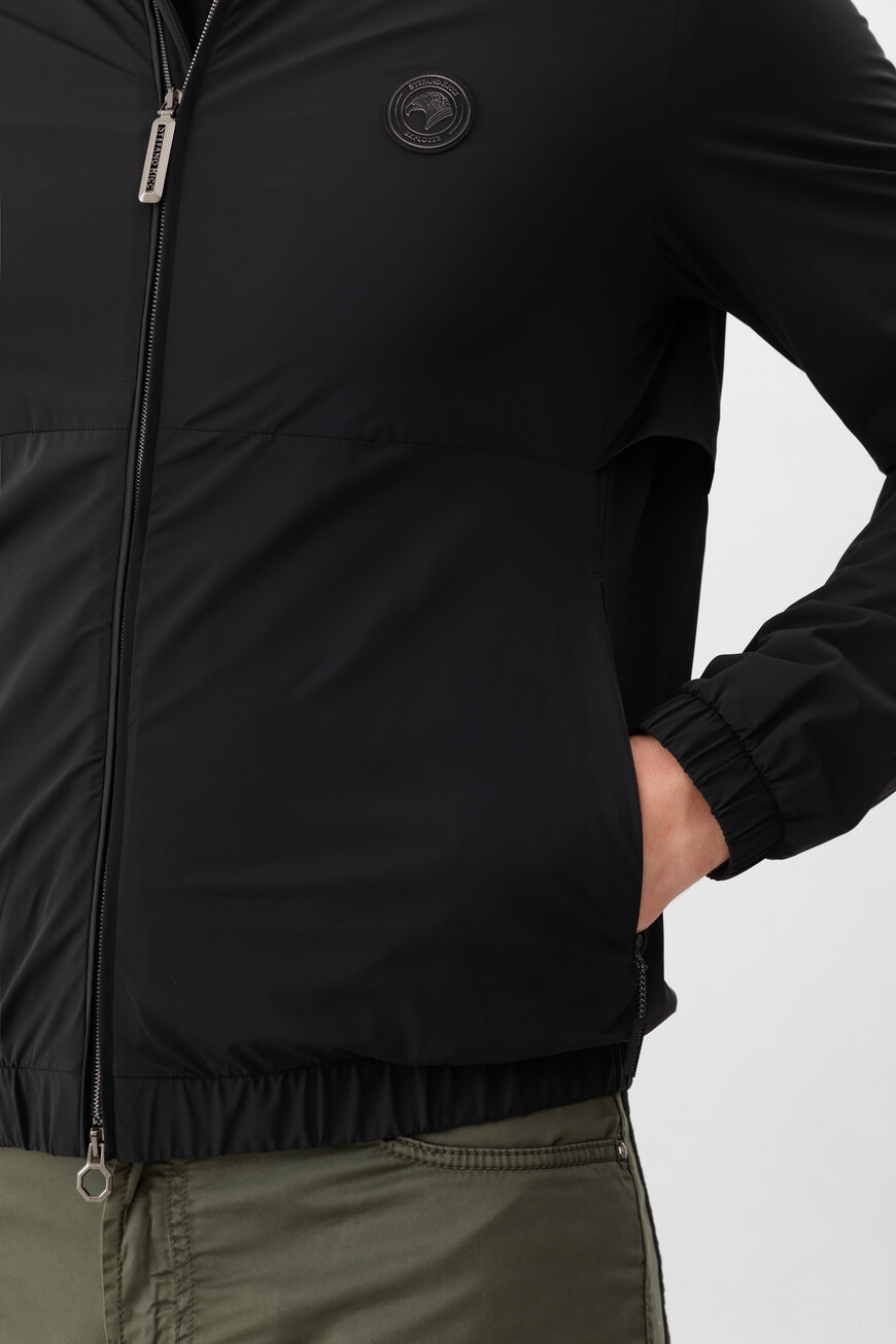 куртка  модель из коллекции explorer M6J5200060 PAEA2R 9005 по низкой цене