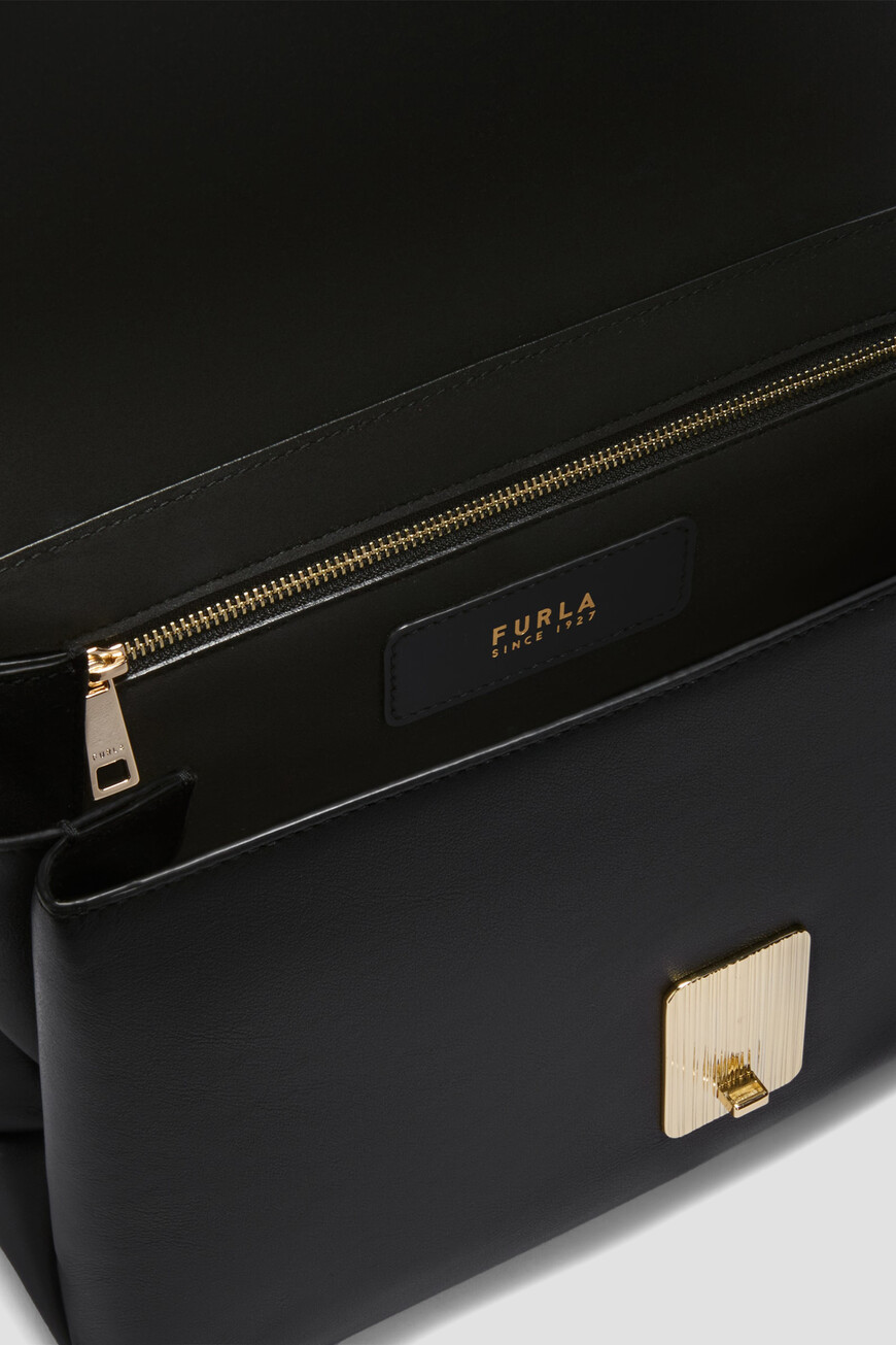 сумка  модель meridiana WB01448_BX3227_1007_O6000 по распродаже