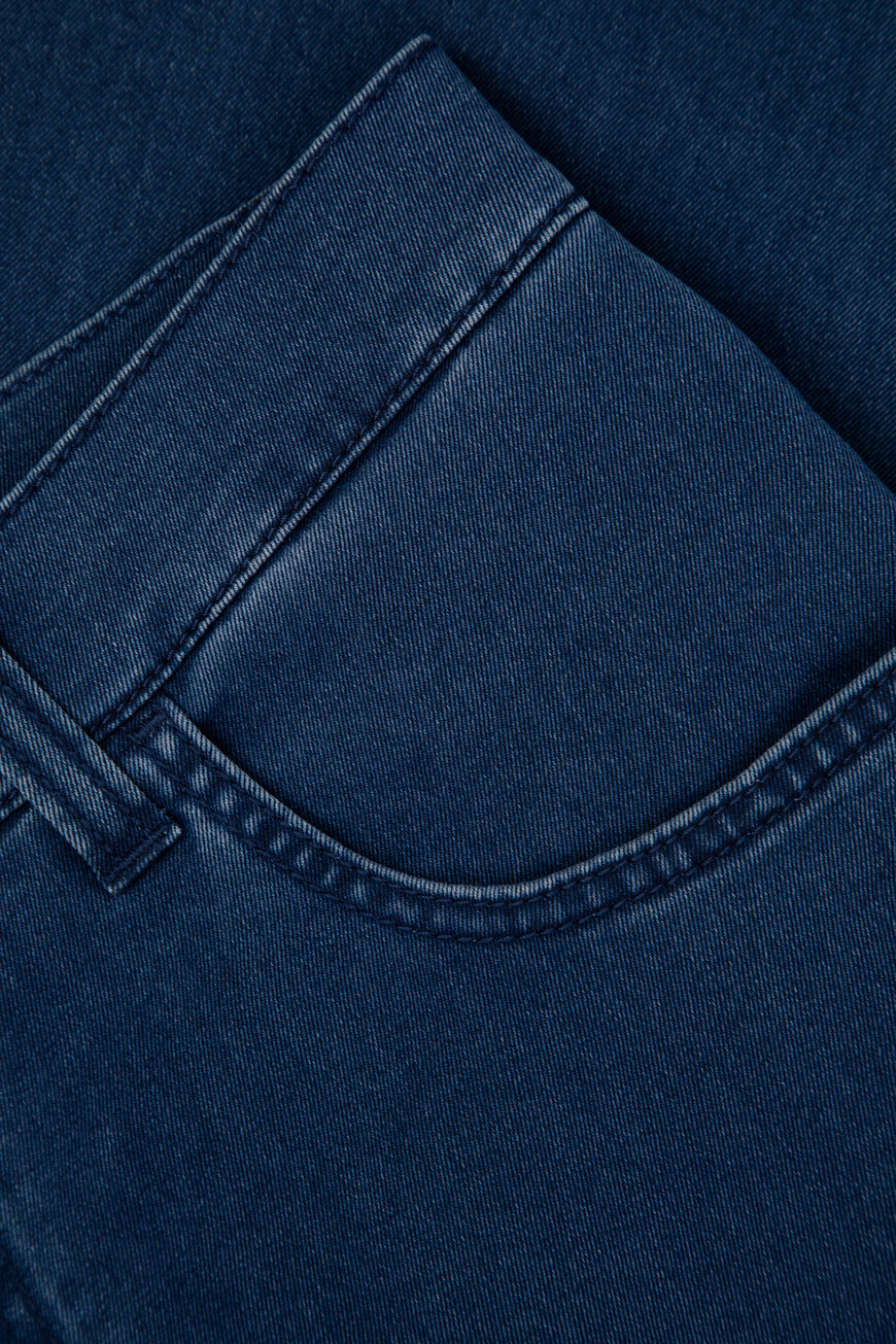 джинсы  MFT51B2140 T249BL BMU0 на официальном сайте