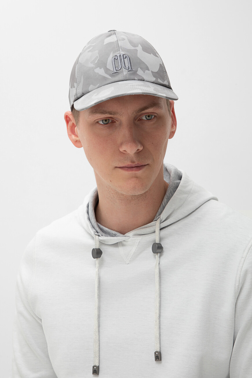 

Бейсболка Johnny Manglani, Серый