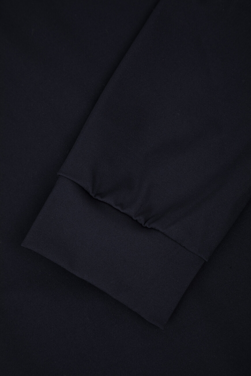 кофта спорт  модель из коллекции sr luxury tech M6J52R0160 PAEA2S NTWH 13